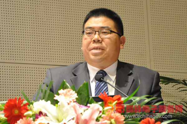 施水才：大數(shù)據(jù)時代的智慧政府門戶