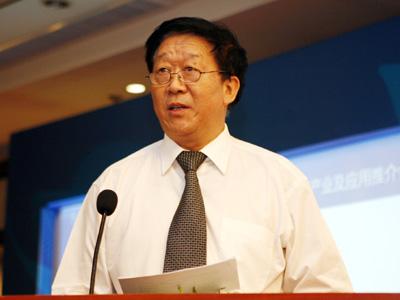 北京市經(jīng)濟和信息化委員會原副主任 閻冠和 北京市經(jīng)濟和信息化委員會原副主任 閻冠和