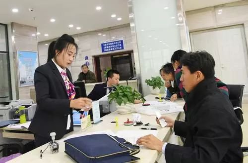 長春各級政務(wù)大廳中午不打烊，打通為民服務(wù)“最后一公里”