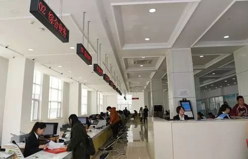 長春各級政務(wù)大廳中午不打烊，打通為民服務(wù)“最后一公里”