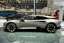 高合新旗艦HiPhi Z科幻感爆棚，HiPhi Bot打造極致交互體驗