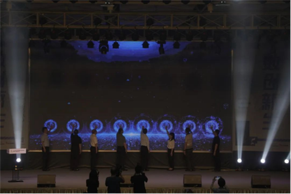 深圳F518創(chuàng)意園分會場開幕式新聞通稿【網(wǎng)絡(luò)發(fā)布】3198.png 深圳F518創(chuàng)意園分會場開幕式新聞通稿【網(wǎng)絡(luò)發(fā)布】3198.png