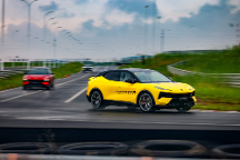 走進路特斯全球智能工廠，探尋首款純電超跑SUV Eletre的極致基因