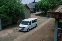 輕客哪個品牌好？能裝貨，能省錢，就選上汽大通MAXUS V80