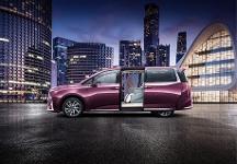 看完格瑞維亞2023款價(jià)格圖片心動(dòng)不已？別急，21.99萬(wàn)元起把明星同款保姆車(chē)帶回家！