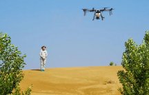 億利資源集團(tuán)無人機(jī)飛播技術(shù) 沙漠治理的新利器